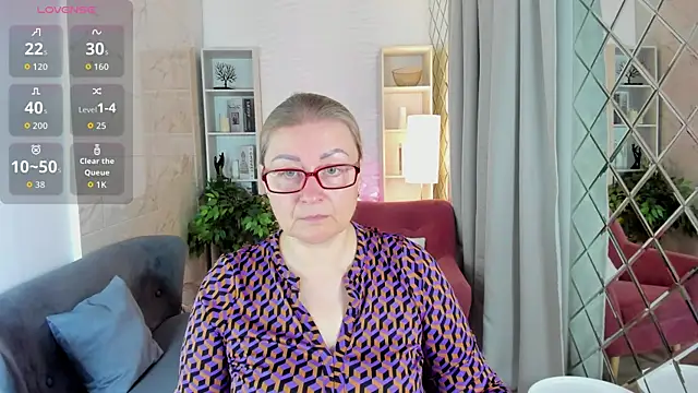 Snapshot of AlexandraKind chatting on October 10, 1:38 pm AlexandraKind online show from October 10, 1:38 pm