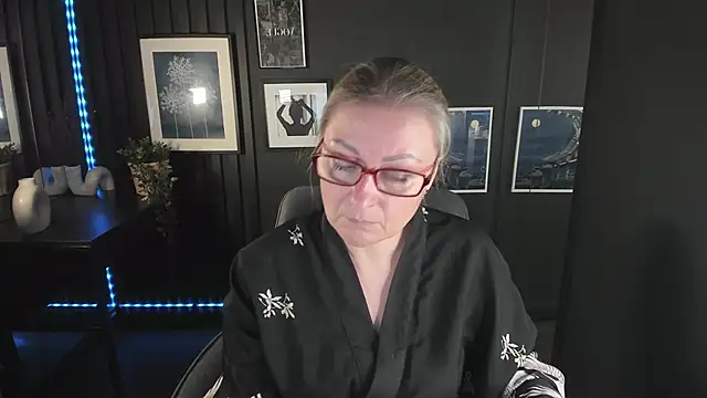 Snapshot of AlexandraKind chatting on September 23, 2:04 pm AlexandraKind online show from September 23, 2:04 pm