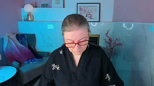 AlexandraKind online show from December 20, 1:37 pm