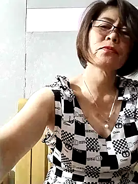 Baby-tits2024 online show from September 21, 1:43 pm