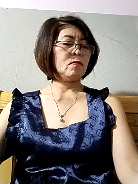 Baby-tits2024 online show from October 21, 1:26 pm