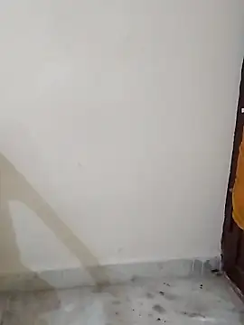 Sexy Radhikaa online show from January 9, 6:40 am