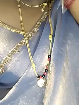 Sexy Radhikaa online show from February 28, 5:40 am