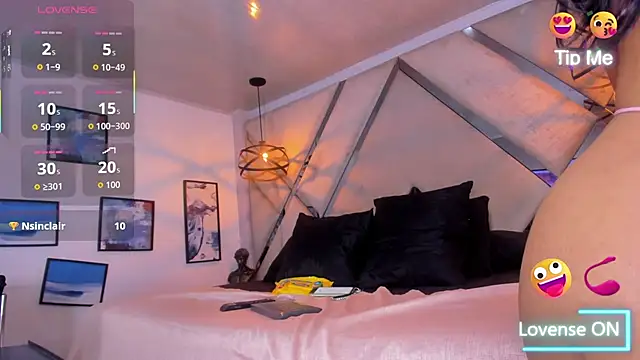 Pandora Rey2 online show from March 30, 3:44 pm