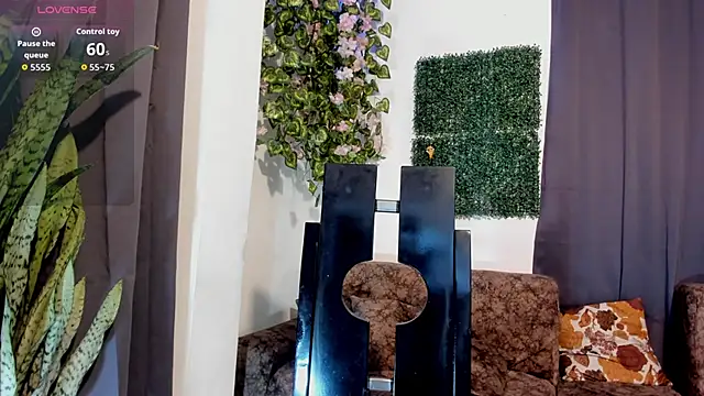 MeleekXXX  online show from February 15, 2:58 am