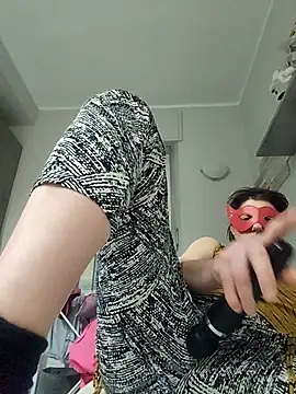 Vagabondainnamorata online show from March 6, 7:53 pm