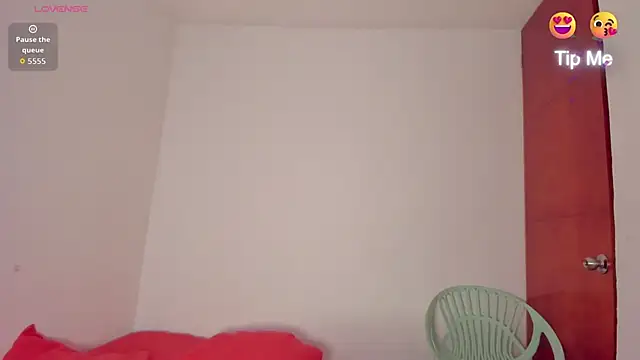 Snapshot of Zoey_Donovan chatting on October 16, 8:33 pm Zoey Donovan online show from October 16, 8:33 pm