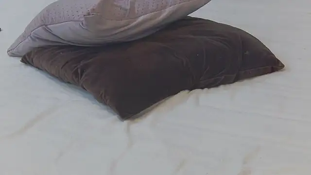 Anne Blueeyes online show from October 15, 5:21 am