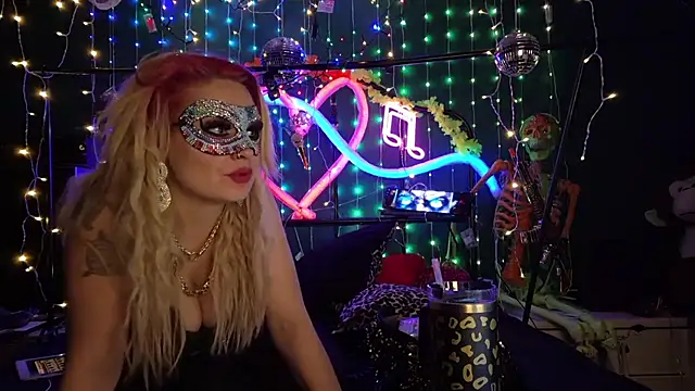 anonymouszN online show from February 21, 9:59 pm