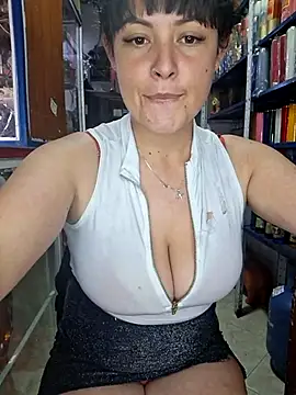 Snapshot of nidia2026 chatting on October 25, 5:31 pm nidia2026 online show from October 25, 5:31 pm