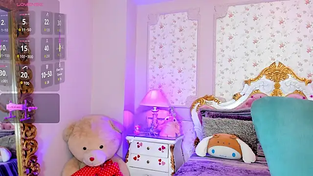 AllissonJames online show from October 30, 12:17 pm