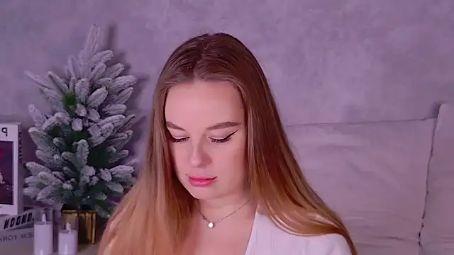 BeatriceEsmont online show from December 22, 9:18 pm