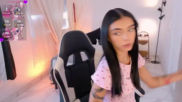 AnabelWolf online show from November 15, 3:46 pm