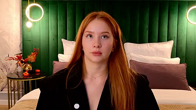 MichelleReid online show from October 17, 4:16 am