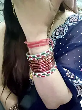 Snapshot of Mayuri77 chatting on October 25, 8:44 am Mayuri77 online show from October 25, 8:44 am