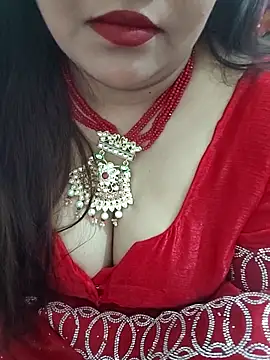 Snapshot of Mayuri77 chatting on September 25, 5:17 am Mayuri77 online show from September 25, 5:17 am