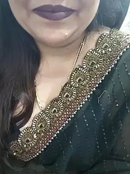 Snapshot of Mayuri77 chatting on October 6, 7:14 am Mayuri77 online show from October 6, 7:14 am