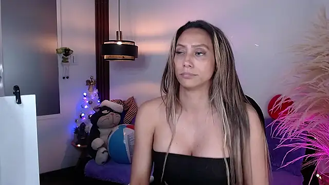 salome drasin online show from November 22, 9:23 am