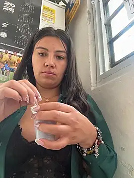 LIZ-06  online show from February 20, 12:50 pm