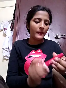 KittyBby14 online show from March 12, 7:05 pm