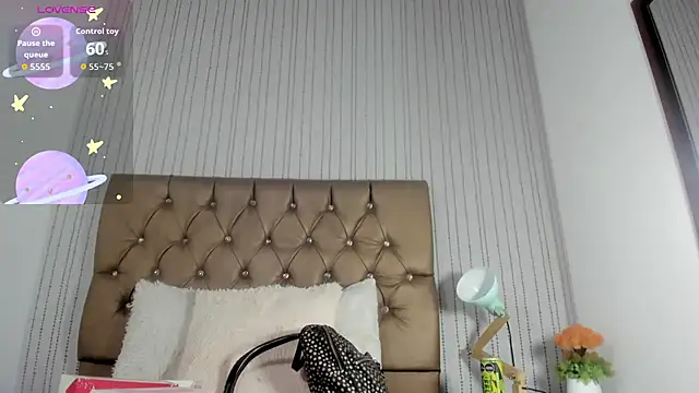 candymery online show from October 20, 7:17 pm