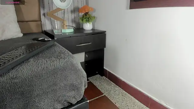 candymery online show from October 6, 7:18 pm