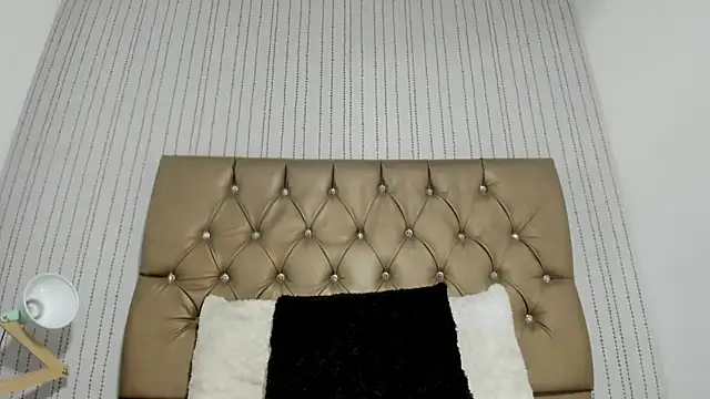 candymery online show from November 12, 7:56 pm