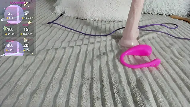 candymery online show from October 10, 11:20 pm