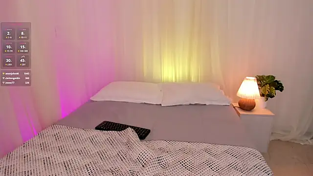 Snapshot of Lia_Sweett_ chatting on September 23, 4:05 pm Lia Sweett  online show from September 23, 4:05 pm