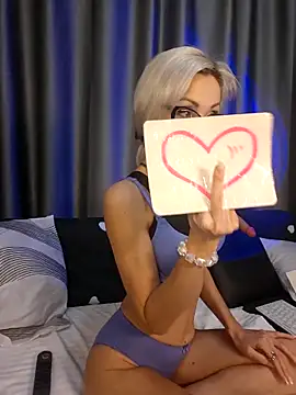 Snapshot of Milforja chatting on October 30, 9:49 pm Milforja online show from October 30, 9:49 pm