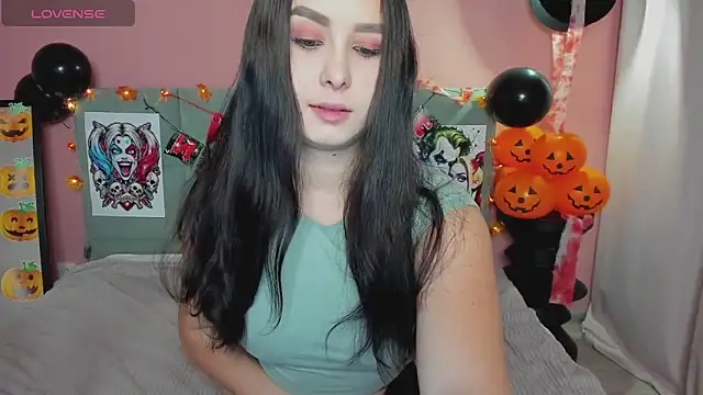 Snapshot of BeatriceReeves chatting on October 20, 1:08 am BeatriceReeves online show from October 20, 1:08 am