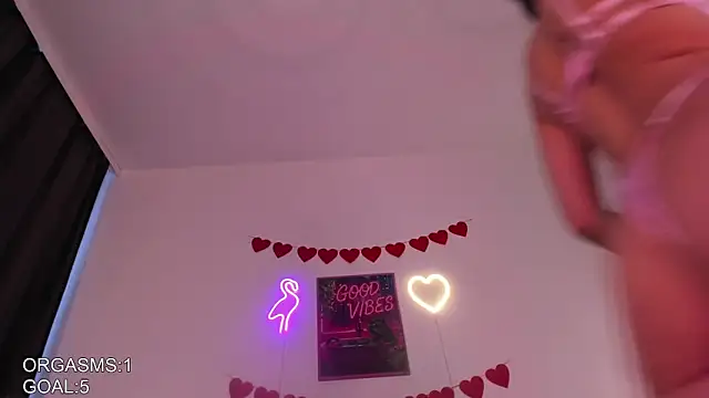 naomi asian online show from February 15, 11:09 am