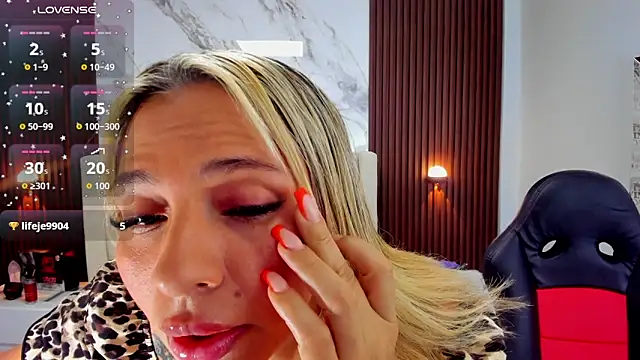 GIANNABONET online show from October 8, 7:51 pm