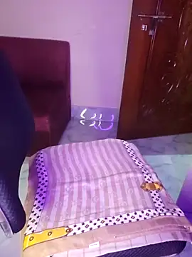 Snapshot of Olivia3 chatting on October 20, 8:01 pm Olivia3 online show from October 20, 8:01 pm