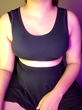 Snapshot of Olivia3 chatting on October 5, 8:25 pm Olivia3 online show from October 5, 8:25 pm