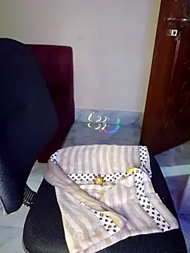 Snapshot of Olivia3 chatting on October 22, 11:43 pm Olivia3 online show from October 22, 11:43 pm