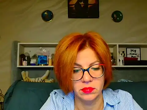 Snapshot of Natali3855 chatting on October 24, 4:30 am Natali3855 online show from October 24, 4:30 am