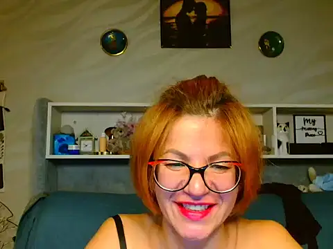 Snapshot of Natali3855 chatting on October 12, 4:48 am Natali3855 online show from October 12, 4:48 am