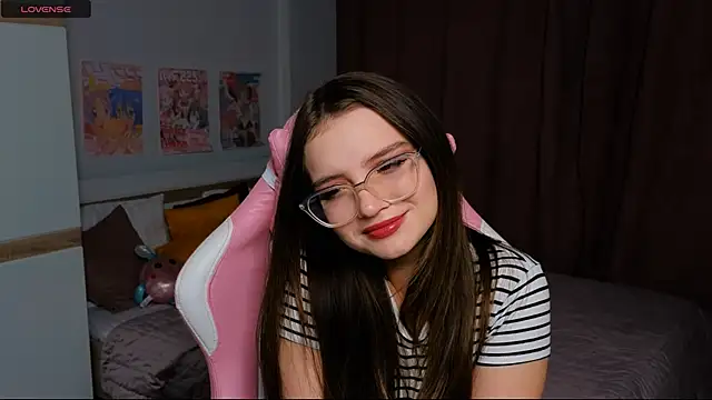 Sonya Glen online show from November 23, 10:11 pm