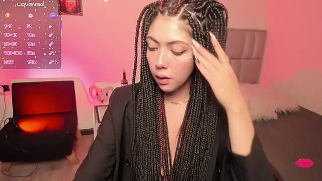 Aurora Hotson online show from September 9, 12:43 am