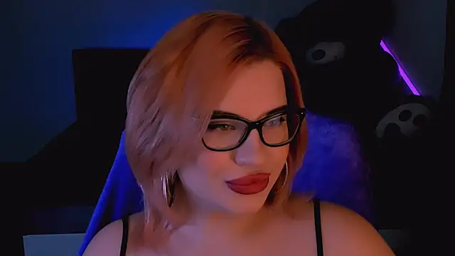 Snapshot of evaharve chatting on October 24, 10:50 pm evaharve online show from October 24, 10:50 pm