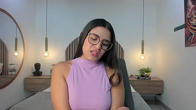 StefaBrown online show from October 14, 5:26 pm