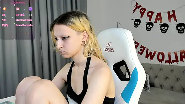 Snapshot of Lexy-Woorhez chatting on November 1, 11:36 am Lexy-Woorhez online show from November 1, 11:36 am