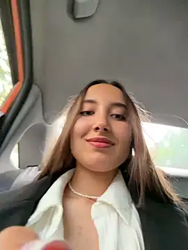 VelvetVixenI online show from May 28, 3:43 pm