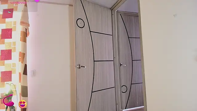 JeremmyAndStacy online show from April 7, 6:54 pm