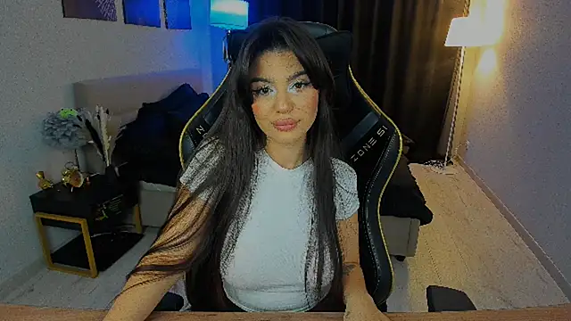 Snapshot of AlluringAriel chatting on September 27, 7:43 pm AlluringAriel online show from September 27, 7:43 pm