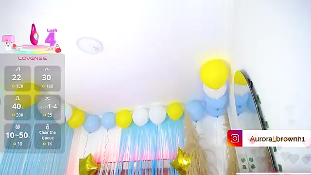 Aurora Brownn online show from October 4, 5:13 am