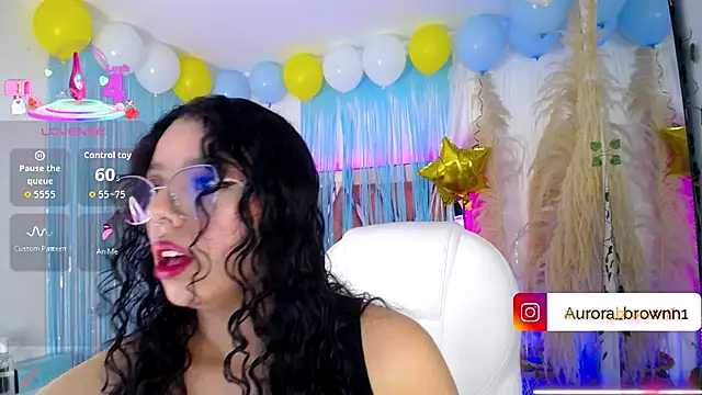 Aurora Brownn online show from October 2, 5:01 am