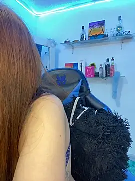 Snapshot of Luna_SofiaXX chatting on October 1, 8:19 am Luna SofiaXX online show from October 1, 8:19 am