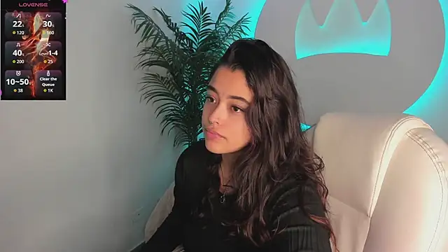 Snapshot of Ariana_Pierce chatting on October 18, 12:52 pm Ariana Pierce online show from October 18, 12:52 pm